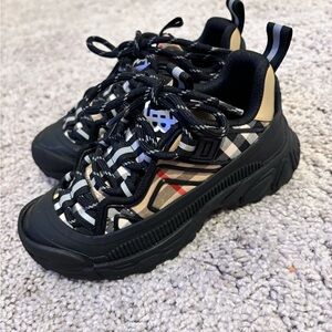 Burberry Kids' Black and Tan Sneakers size EU 28 US 11